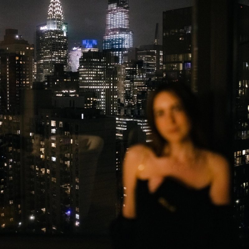Alexa Kate illumine avec son nouveau single pop « Delusional »