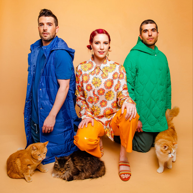 “The Top” : Catpack s’élève avec leur dernier single